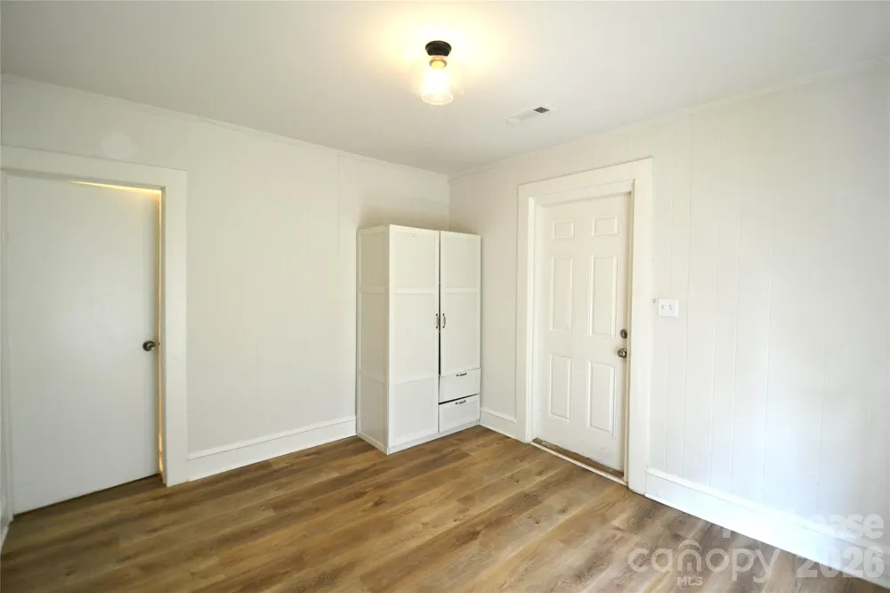406 W 9th Street Kannapolis, NC 28081