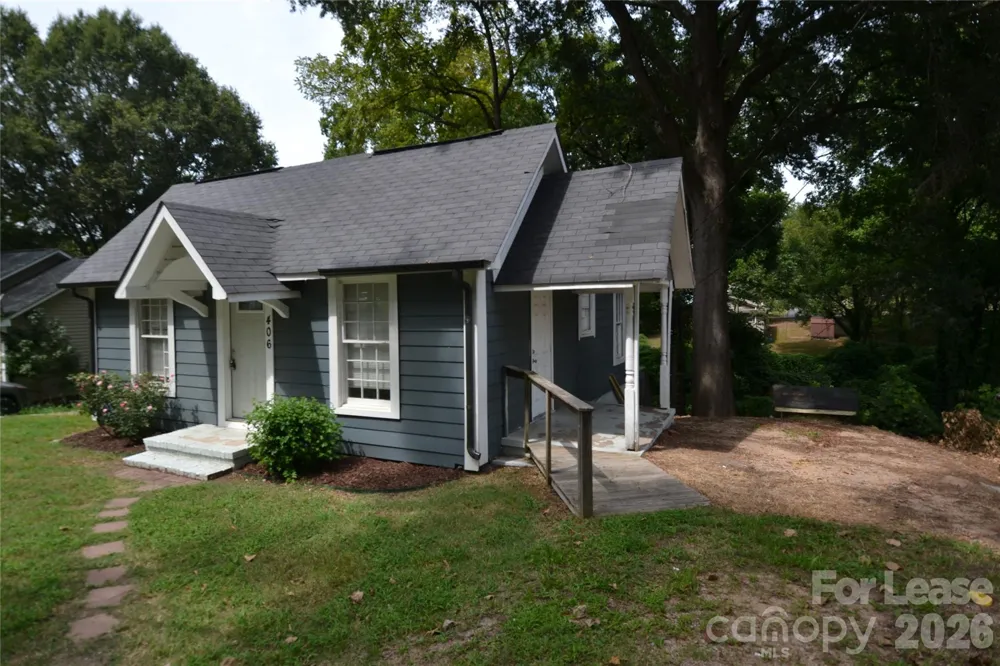 406 W 9th Street Kannapolis, NC 28081