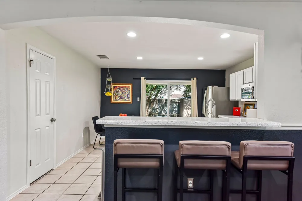 170 Kates Cove Buda, TX 78610