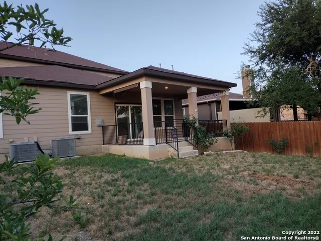 11212 HILL TOP LOOP Helotes, TX 78023