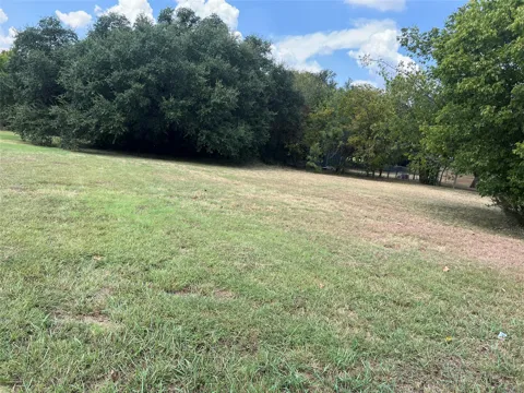 114 Greentree Cir Circle
