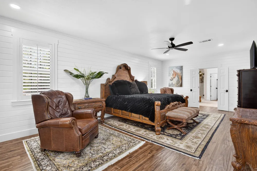 6400 Lake Oaks Circle Fort Worth, TX 76108