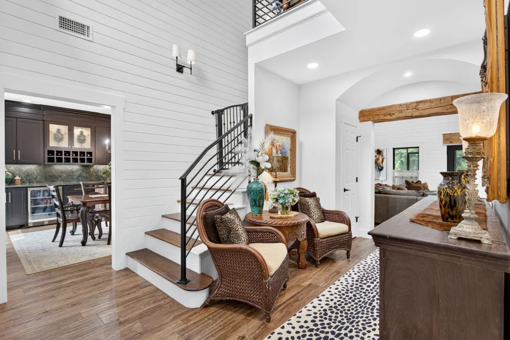 6400 Lake Oaks Circle Fort Worth, TX 76108