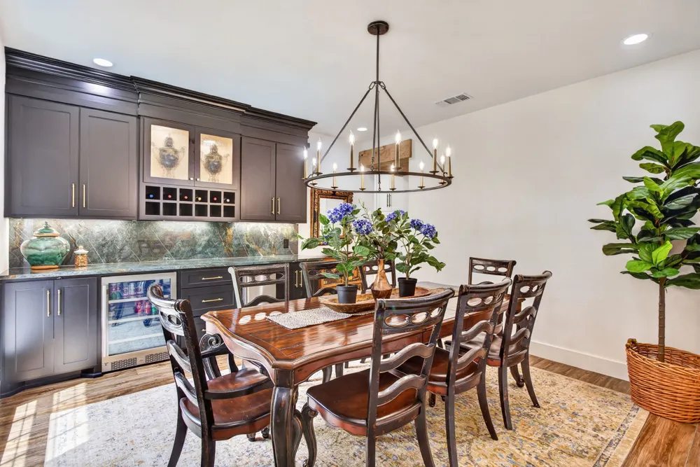 6400 Lake Oaks Circle Fort Worth, TX 76108