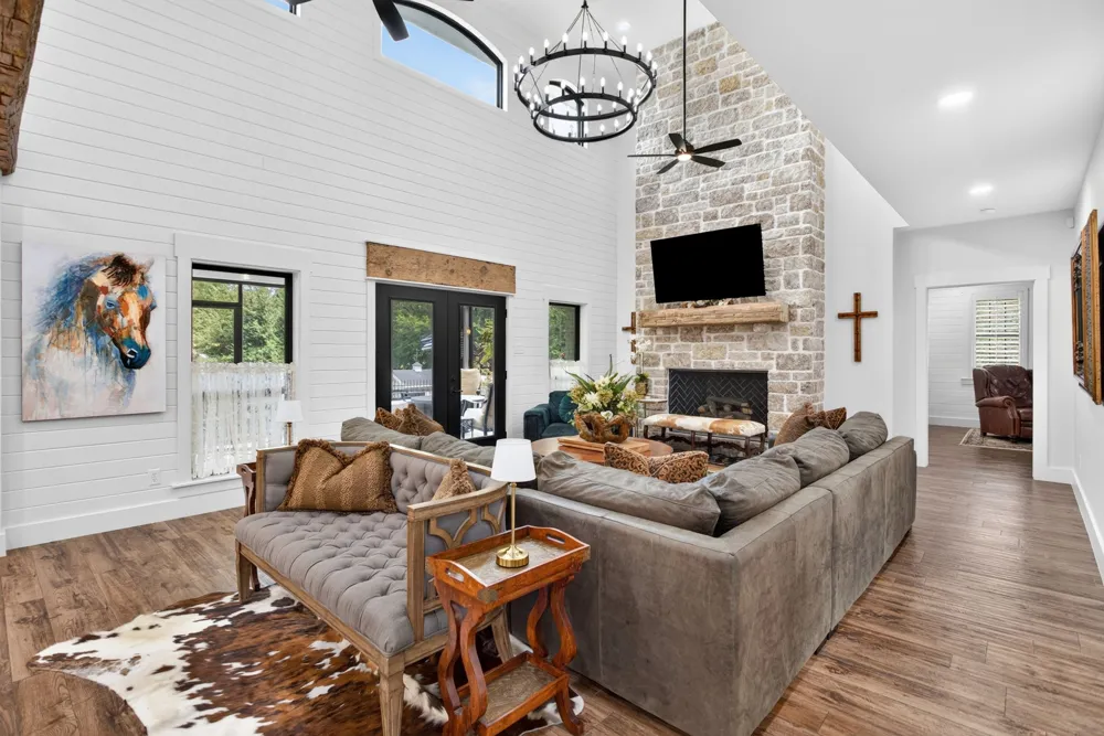 6400 Lake Oaks Circle Fort Worth, TX 76108
