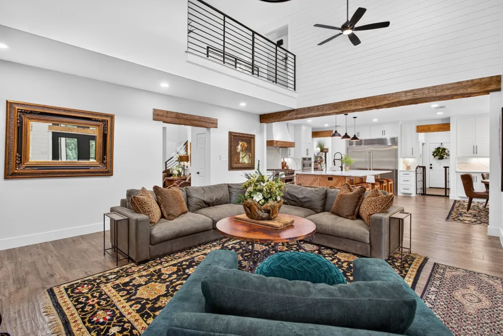 6400 Lake Oaks Circle Fort Worth, TX 76108