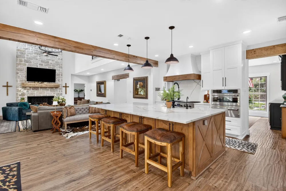 6400 Lake Oaks Circle Fort Worth, TX 76108
