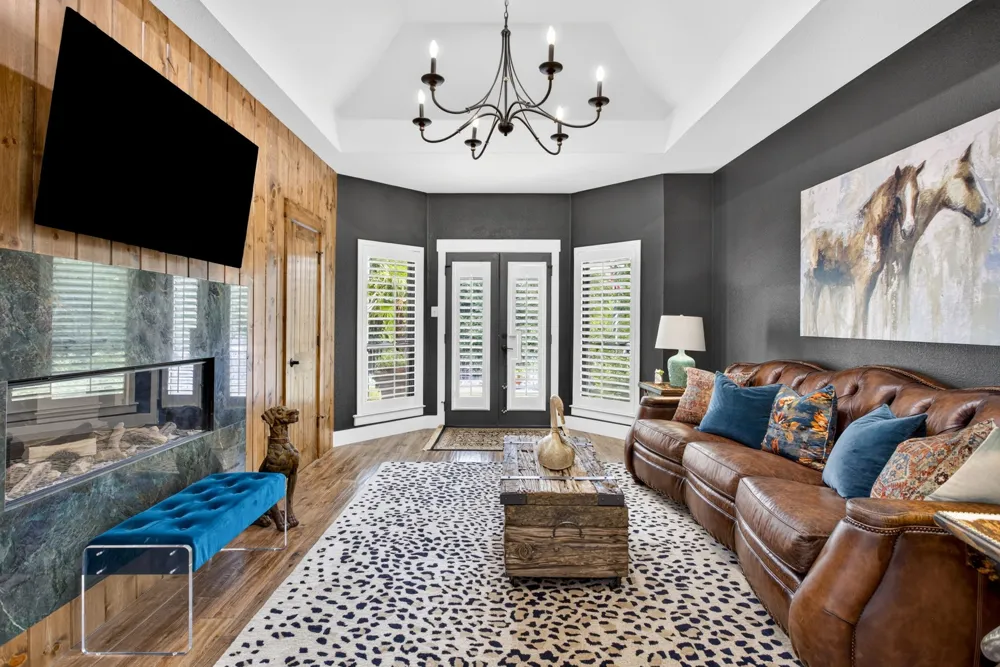 6400 Lake Oaks Circle Fort Worth, TX 76108