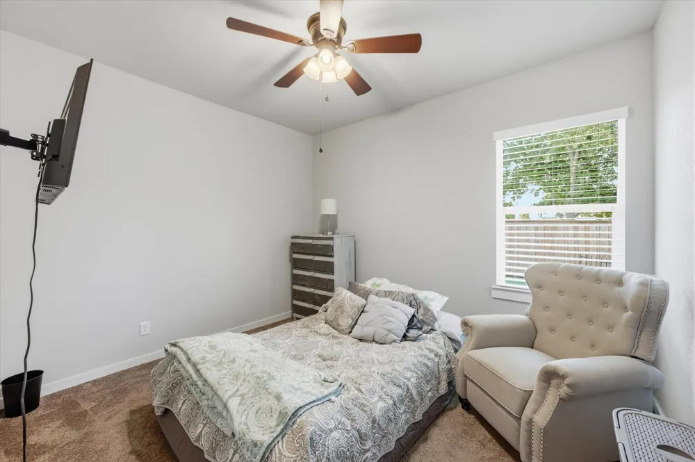 705 Phillips Court Mansfield, TX 76063