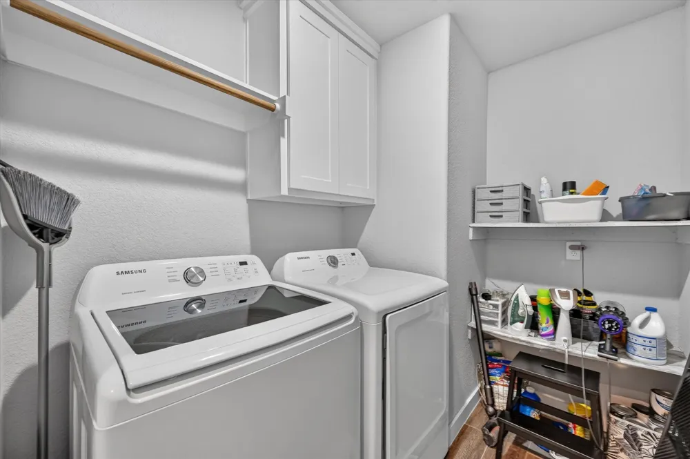 705 Phillips Court Mansfield, TX 76063