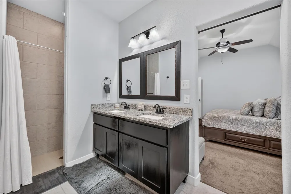 705 Phillips Court Mansfield, TX 76063