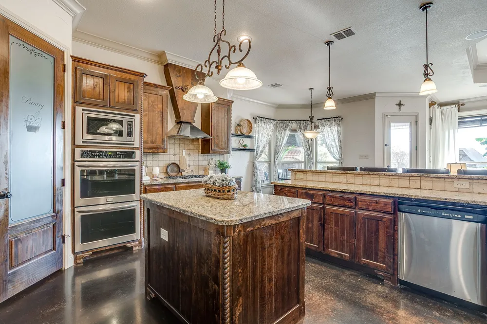 346 Scenic View Drive Aledo, TX 76008
