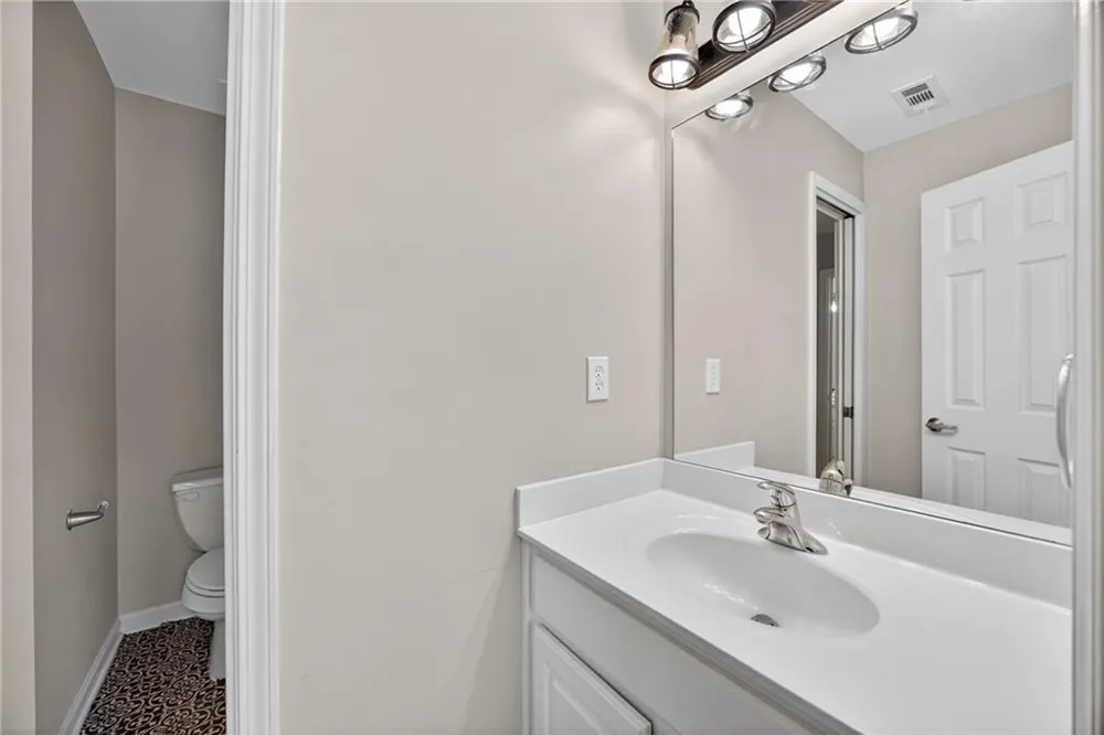 3482 Walnut Ridge Atlanta, GA 30349