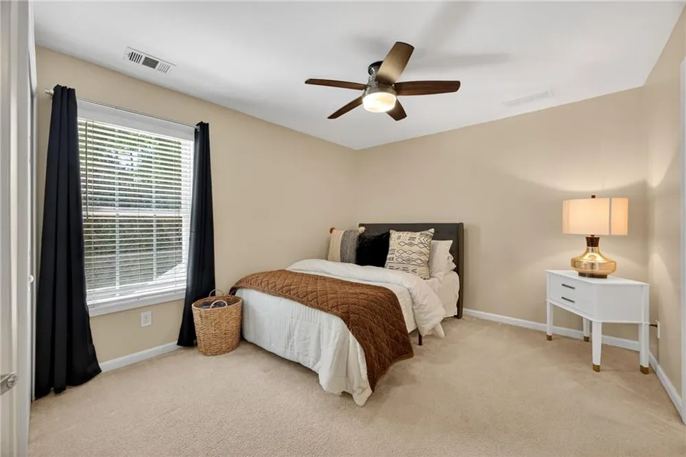 3482 Walnut Ridge Atlanta, GA 30349