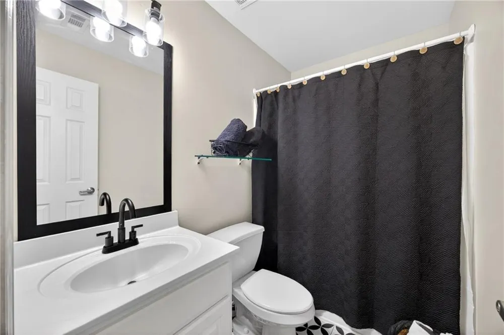 3482 Walnut Ridge Atlanta, GA 30349
