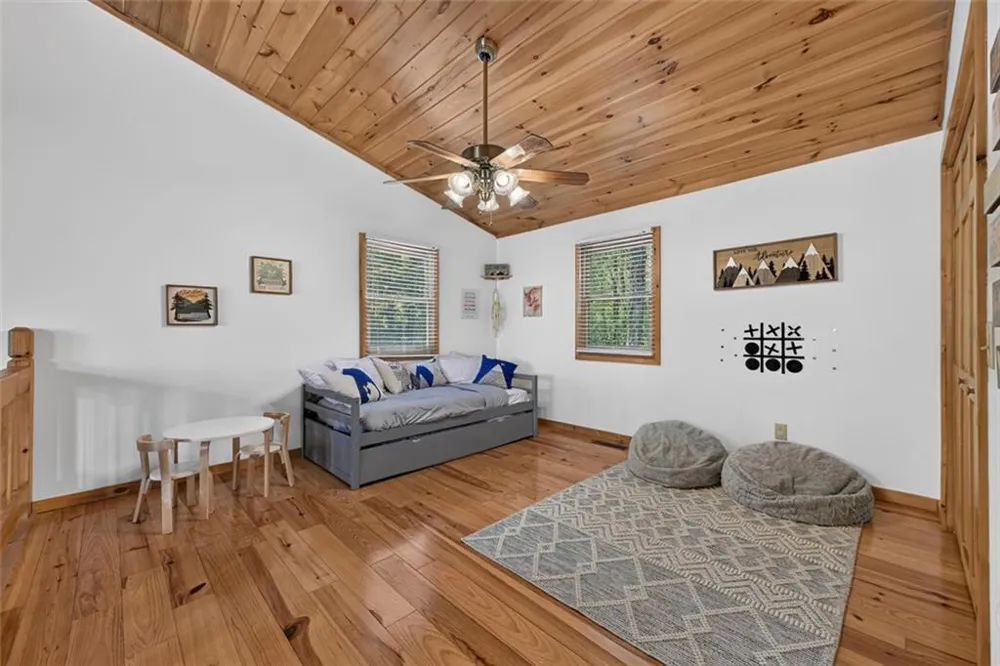 22 Kings Court Ellijay, GA 30540