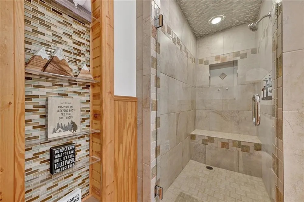 22 Kings Court Ellijay, GA 30540