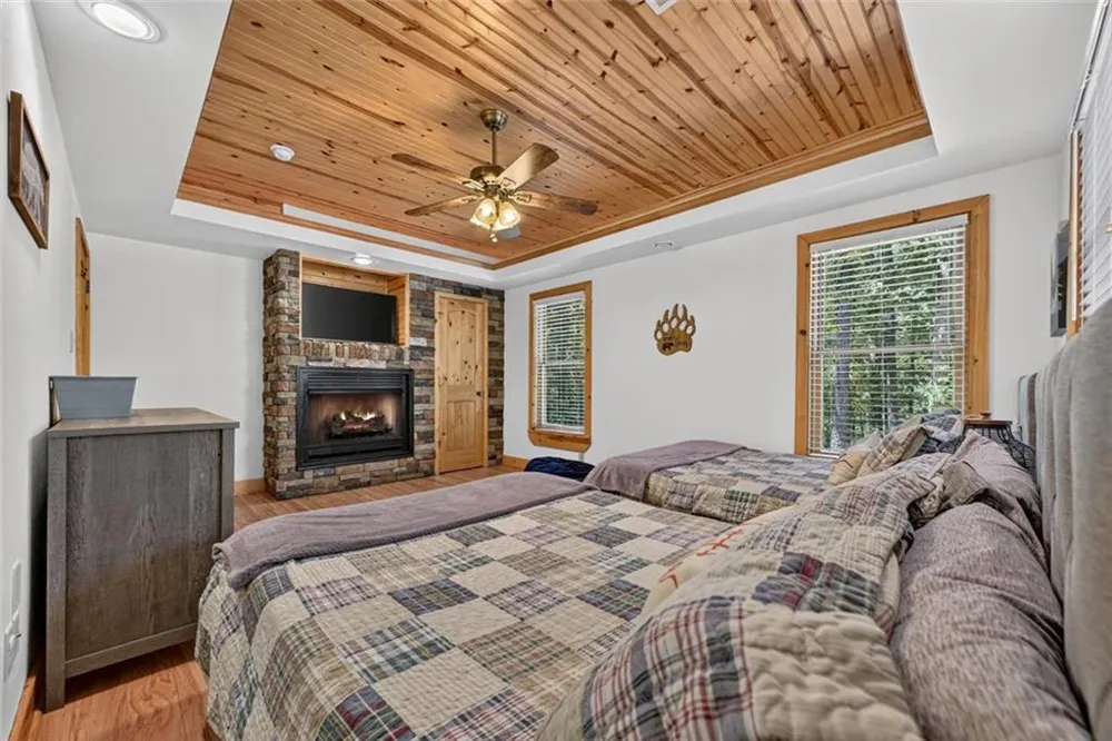 22 Kings Court Ellijay, GA 30540