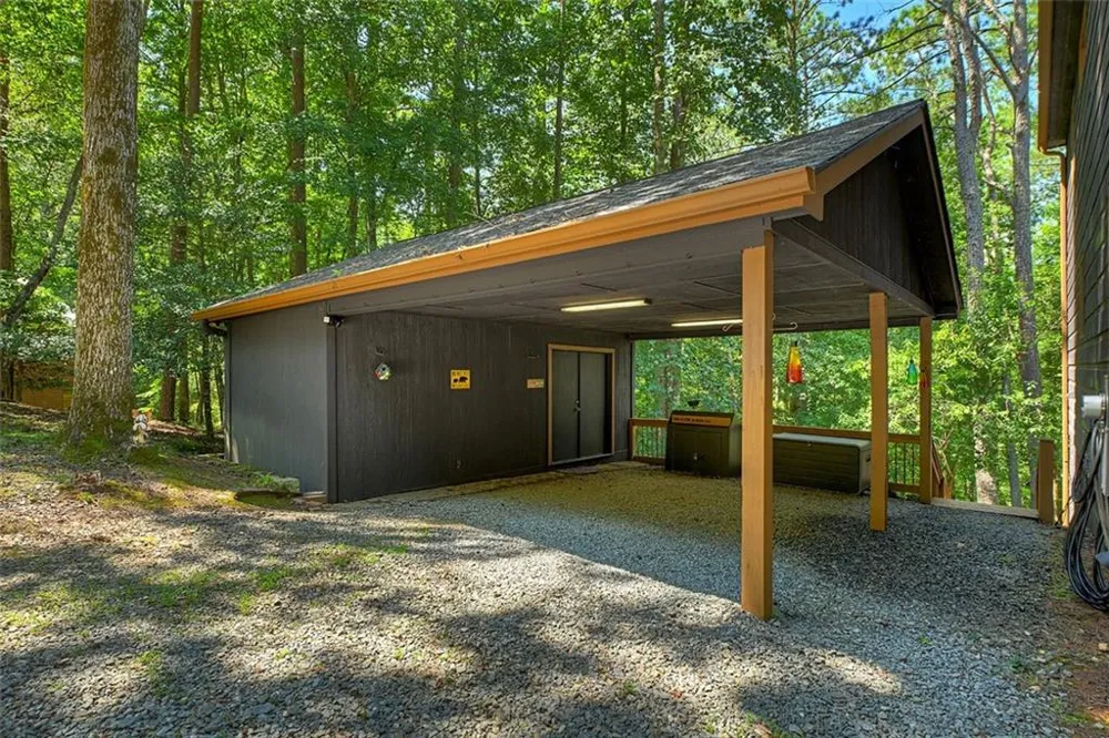 22 Kings Court Ellijay, GA 30540