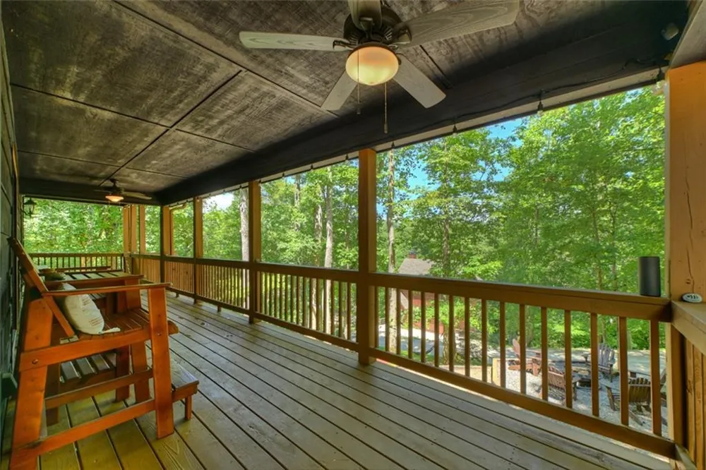 22 Kings Court Ellijay, GA 30540