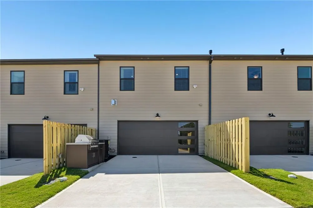 267 Barracks Way #878 Hoschton, GA 30548