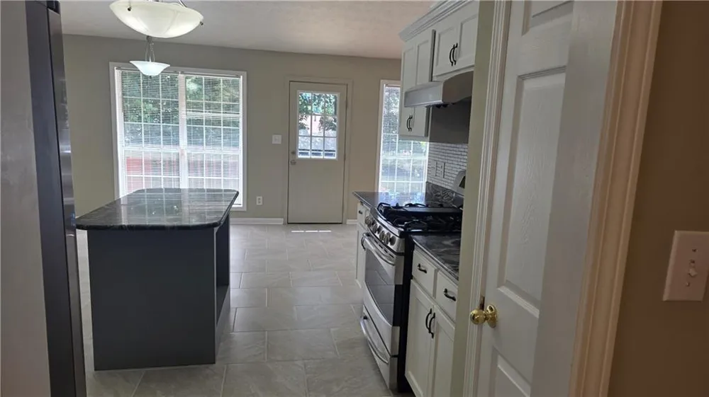 2994 Hickory Run Circle Duluth, GA 30096