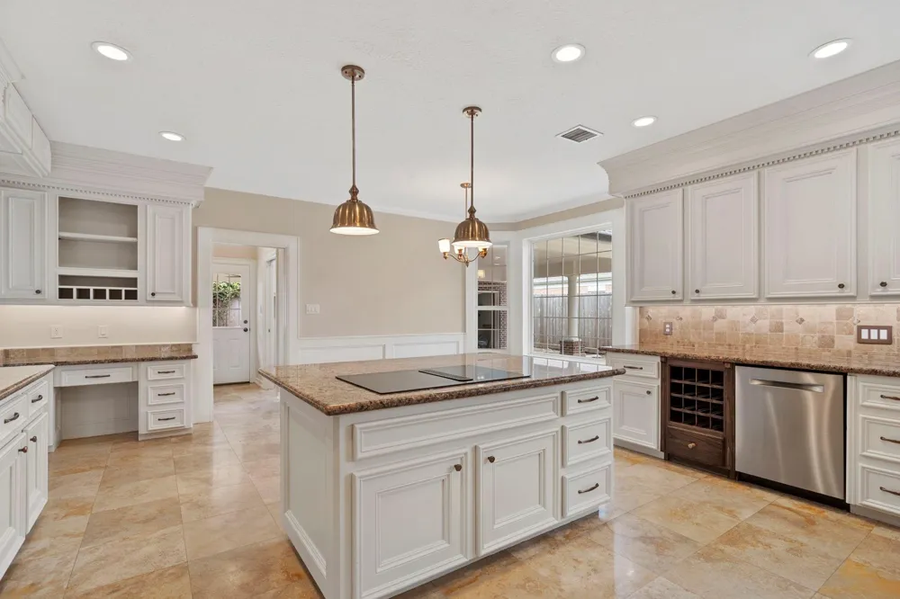 70 Pipers Walk Sugar Land, TX 77479