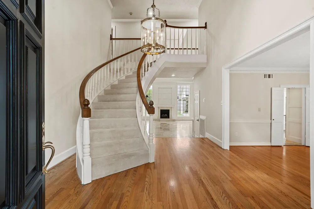 70 Pipers Walk Sugar Land, TX 77479
