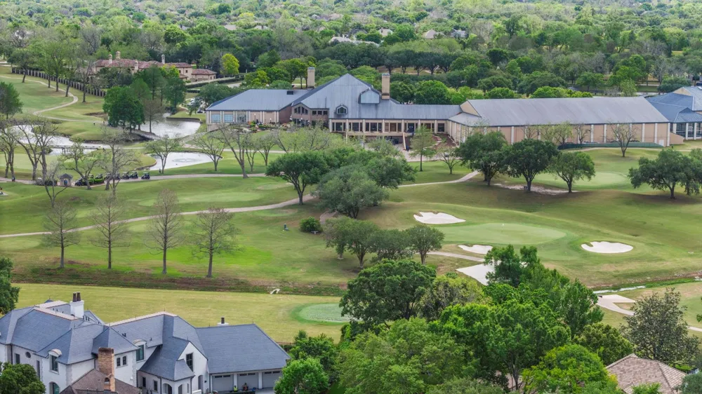 70 Pipers Walk Sugar Land, TX 77479