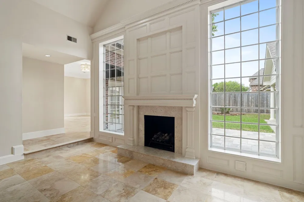 70 Pipers Walk Sugar Land, TX 77479