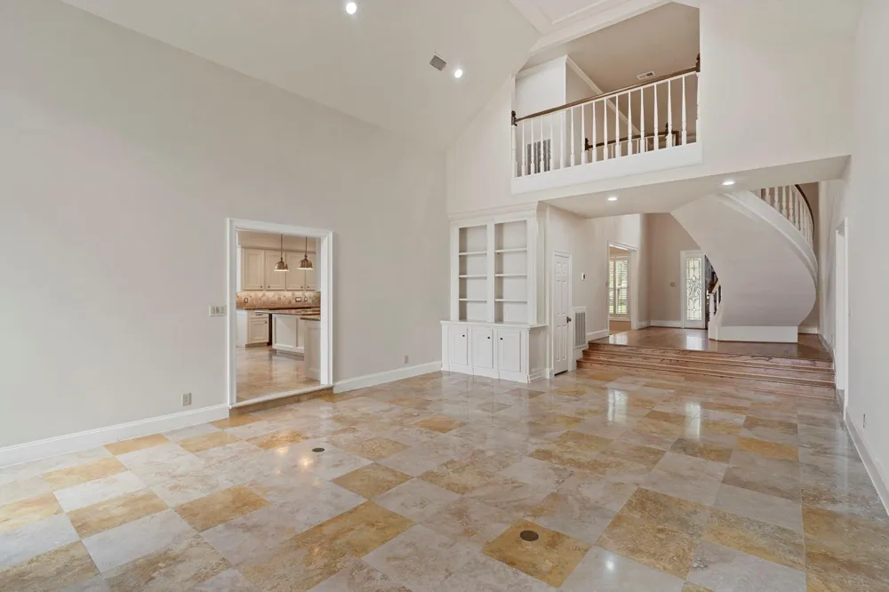 70 Pipers Walk Sugar Land, TX 77479