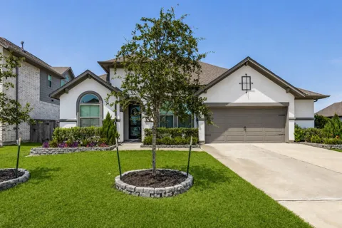 4923 Opal Sunset Court