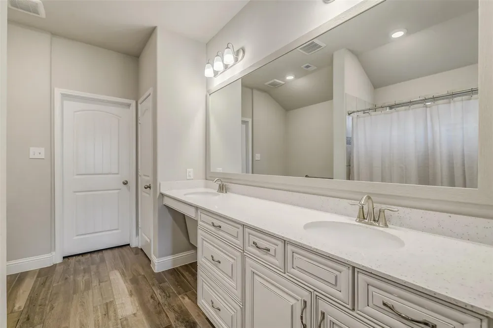 19818 Bronze Spur Court Tomball, TX 77377