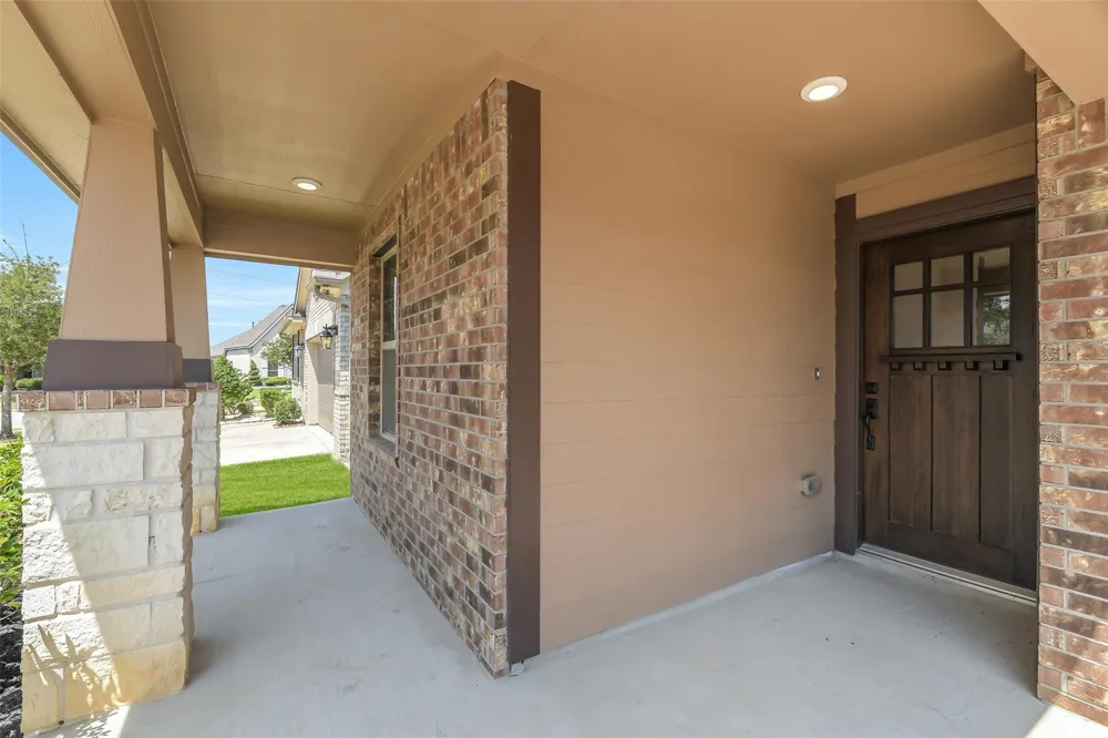 19818 Bronze Spur Court Tomball, TX 77377
