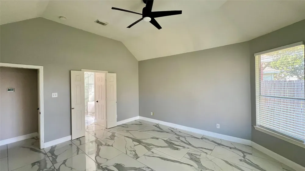 14802 Belterraza Drive Houston, TX 77083