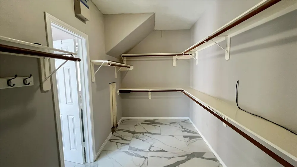 14802 Belterraza Drive Houston, TX 77083