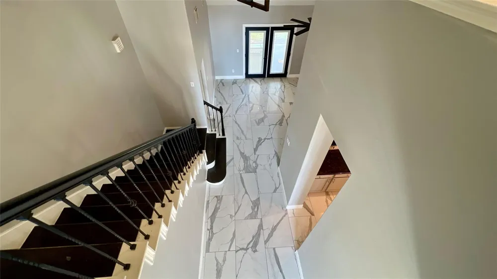 14802 Belterraza Drive Houston, TX 77083