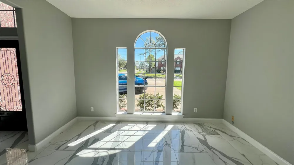 14802 Belterraza Drive Houston, TX 77083