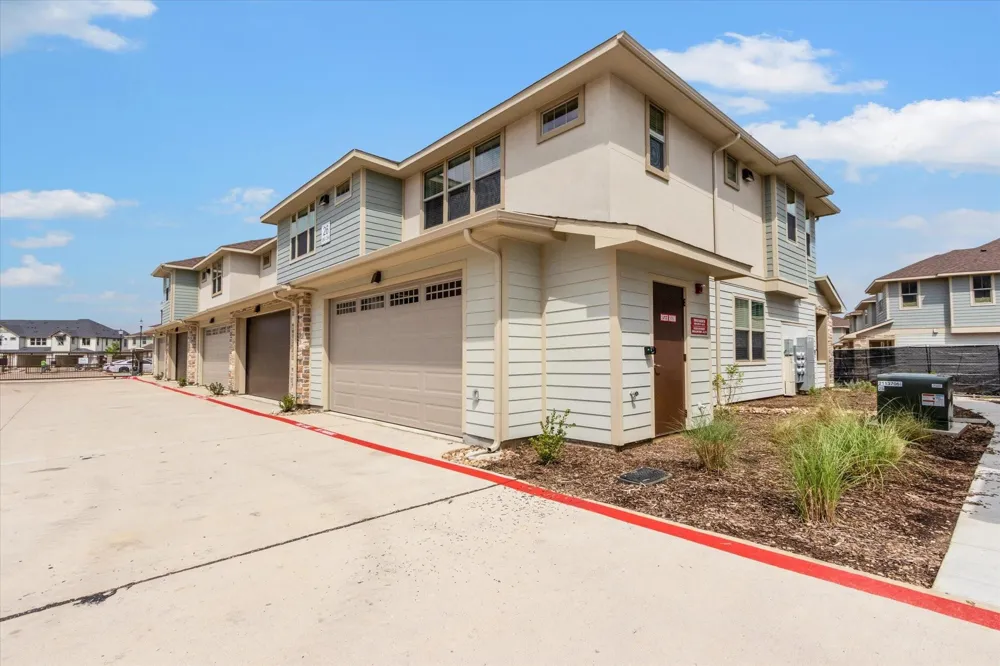 5900 Us 287 Arlington, TX 76017