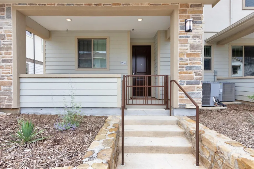 5900 Us 287 Arlington, TX 76017
