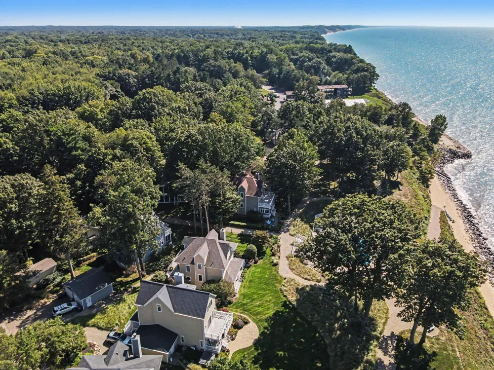 76550 Fieldstone Circle South Haven, MI 49090