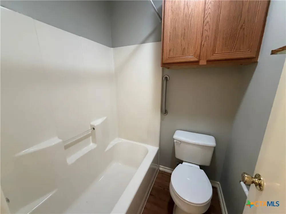 2752 Fm 1044 New Braunfels, TX 78130