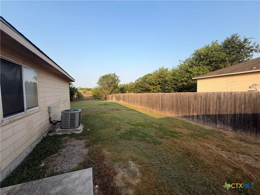 2752 Fm 1044 New Braunfels, TX 78130