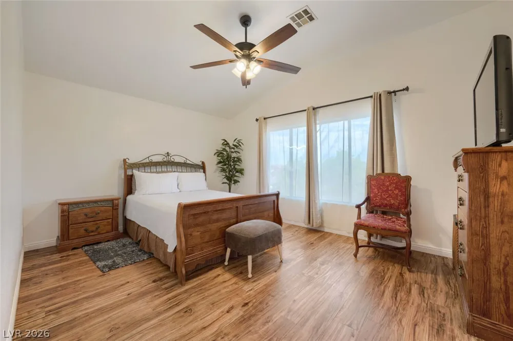 5524 Merriweather Drive Las Vegas, NV 89113