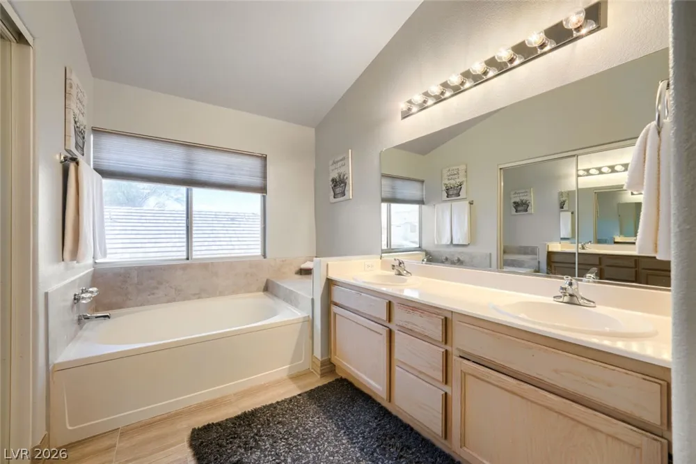 5524 Merriweather Drive Las Vegas, NV 89113