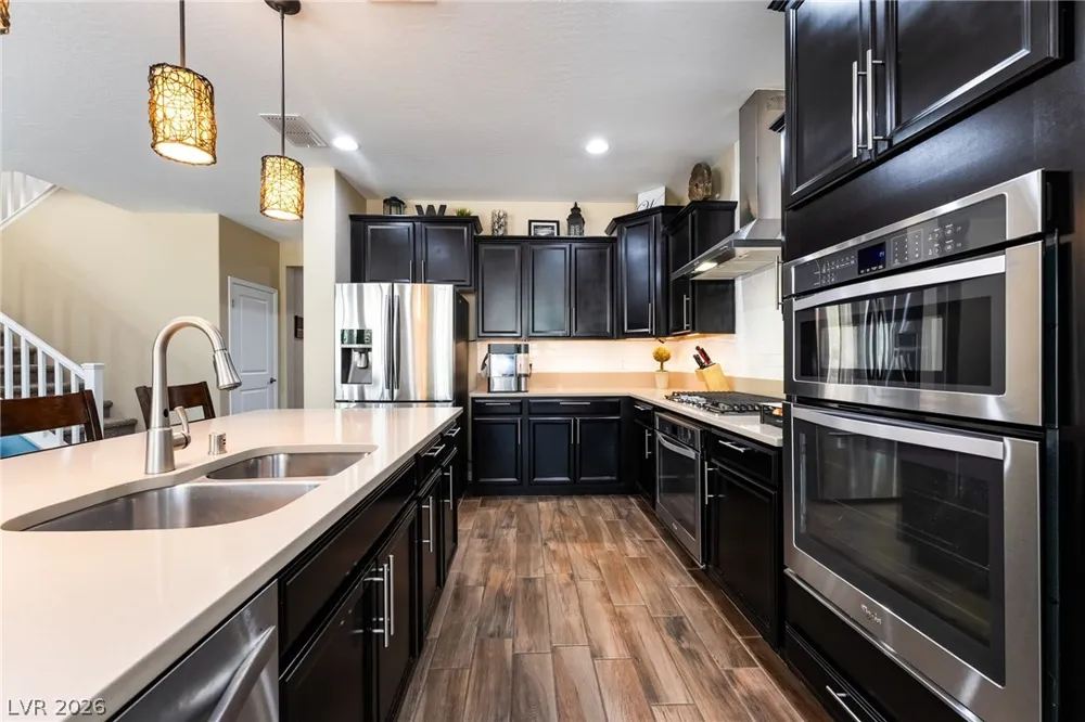 9970 Celestial Cliffs Avenue Las Vegas, NV 89166
