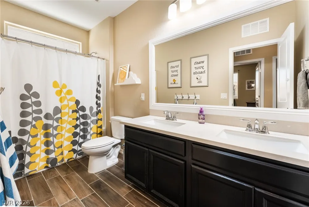 9970 Celestial Cliffs Avenue Las Vegas, NV 89166