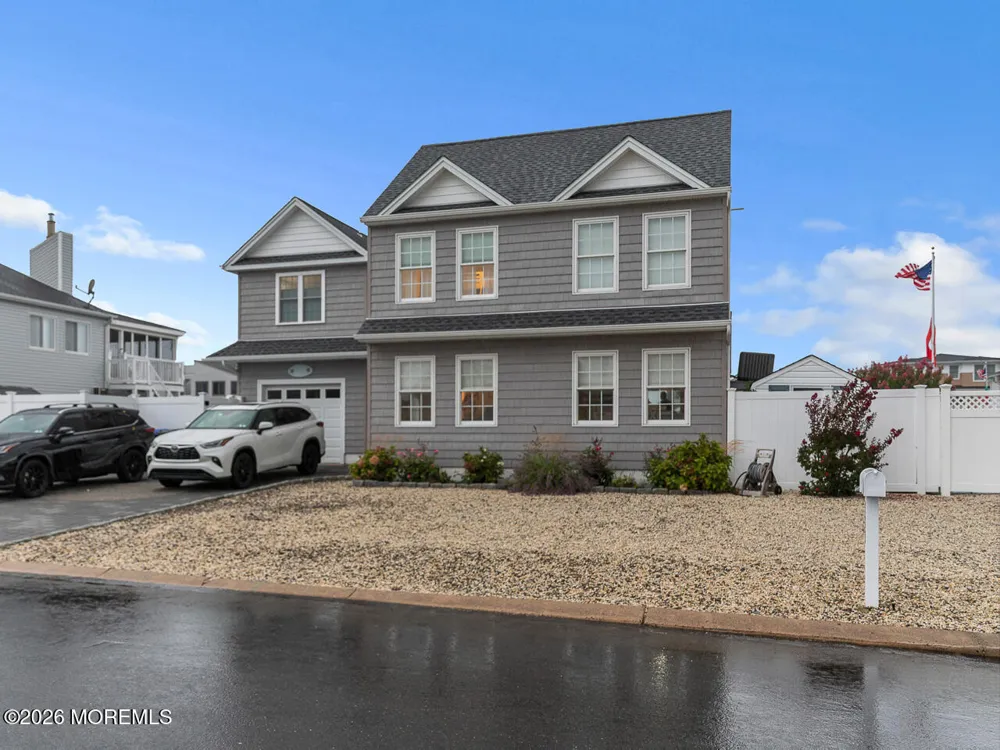 139 Jeremy Lane Manahawkin, NJ 08050