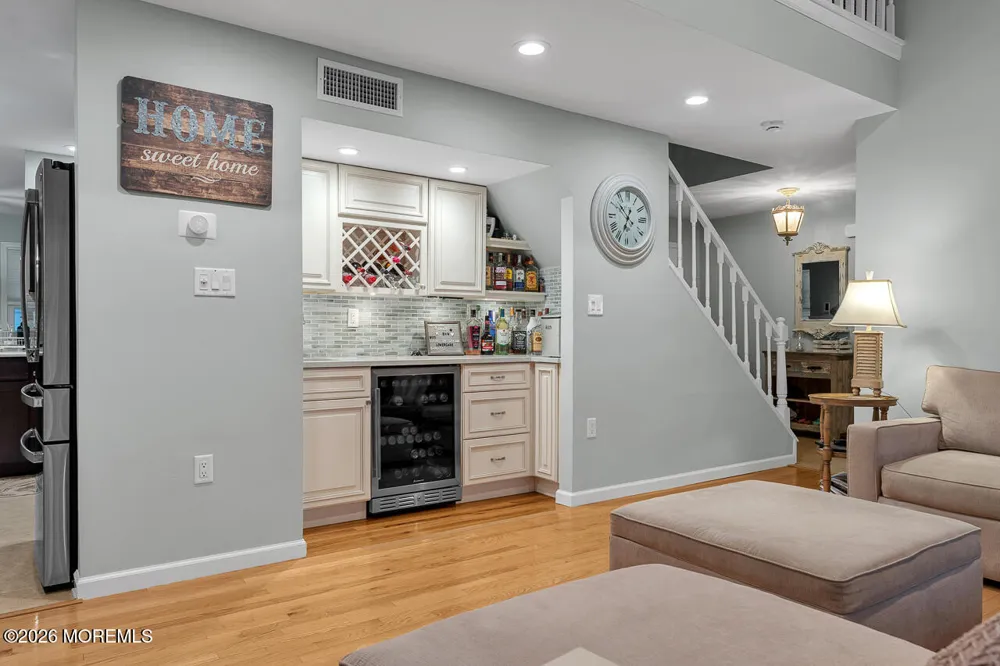 139 Jeremy Lane Manahawkin, NJ 08050