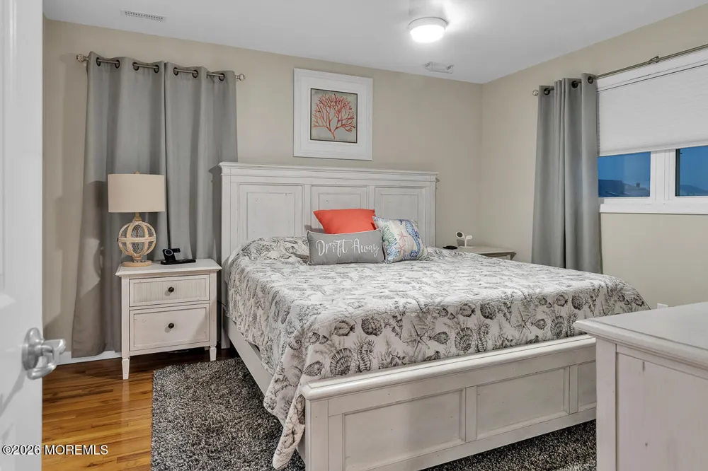 139 Jeremy Lane Manahawkin, NJ 08050